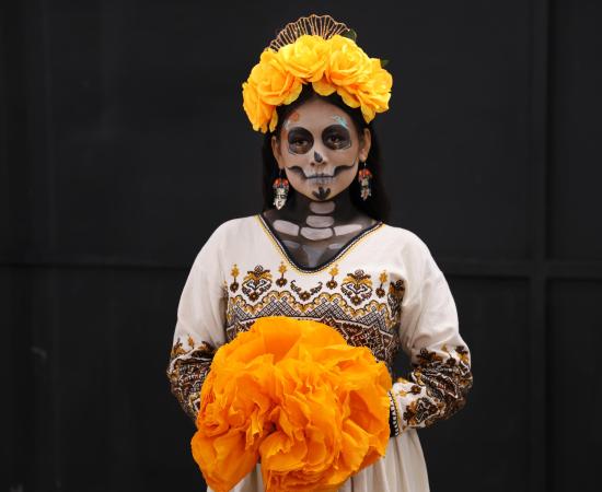 Estudiantes del CUNorte destacan en concursos de Día de Muertos celebrados en Casa Hidalgo