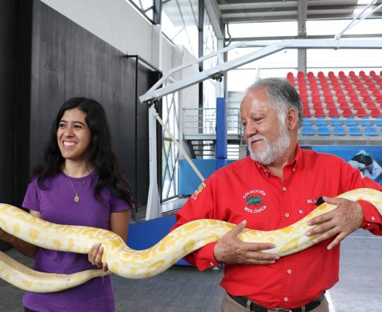 CUNorte recibe la “Colección Biológica Itinerante” del CUCSur