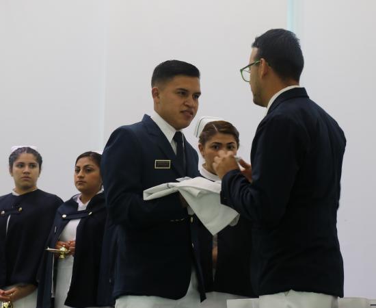 Paso de la luz. Egresados de la Licenciatura en Enfermería.