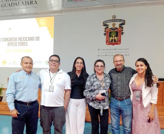 Docentes del CUNorte participaron en el VII Congreso Mexicano de Apicultura