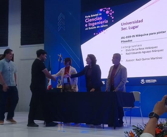 Alumnos del CUNorte ganan 3.er lugar en la Feria Estatal de Ciencias e Ingeniería de Jalisco 2025