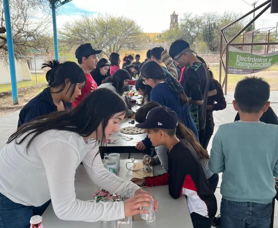 La ciencia visita mi escuela Dolores