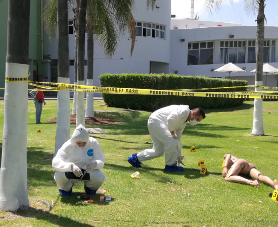Estudiantes de la Maestría en Derecho realizan práctica de criminalística