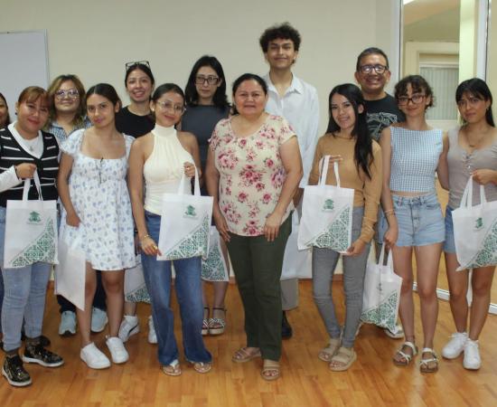 Estudiantes del CUNorte fortalecen su formación científica con estancias nacionales e internacionales del Programa Delfín 2026